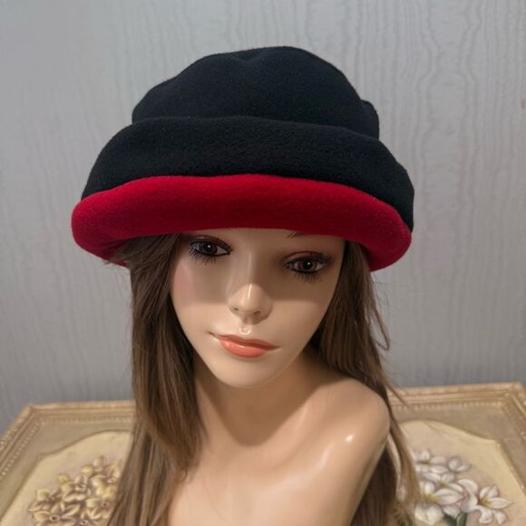 Peter James Wool Cashmere Blend Cloche Hat Black Red Trim - Picture 3 of 14